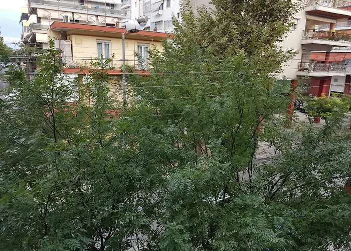 69 Sq.m. For You - Easy Parking Апартаменты Салоники